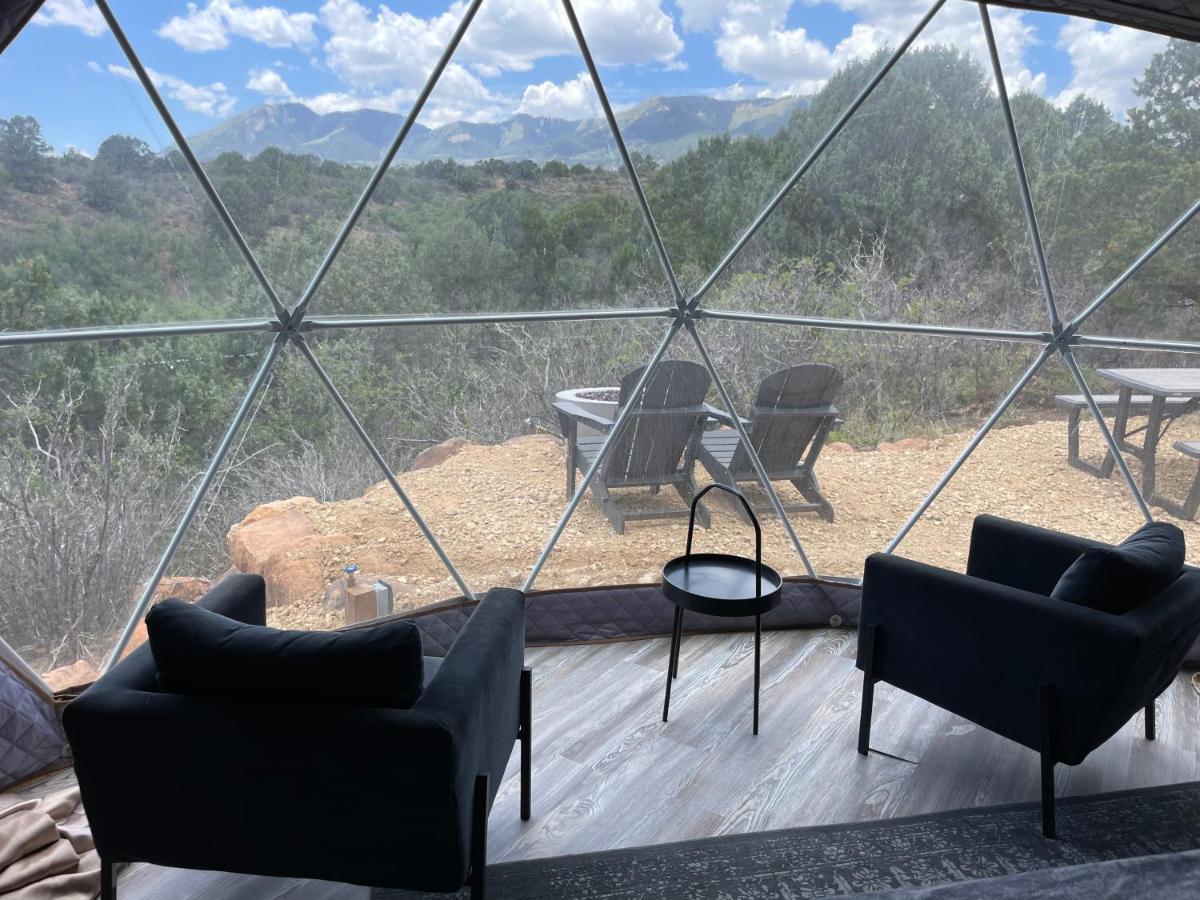 Canyon Rim Domes - A Luxury Glamping Experience!! Монтічелло Екстер'єр фото